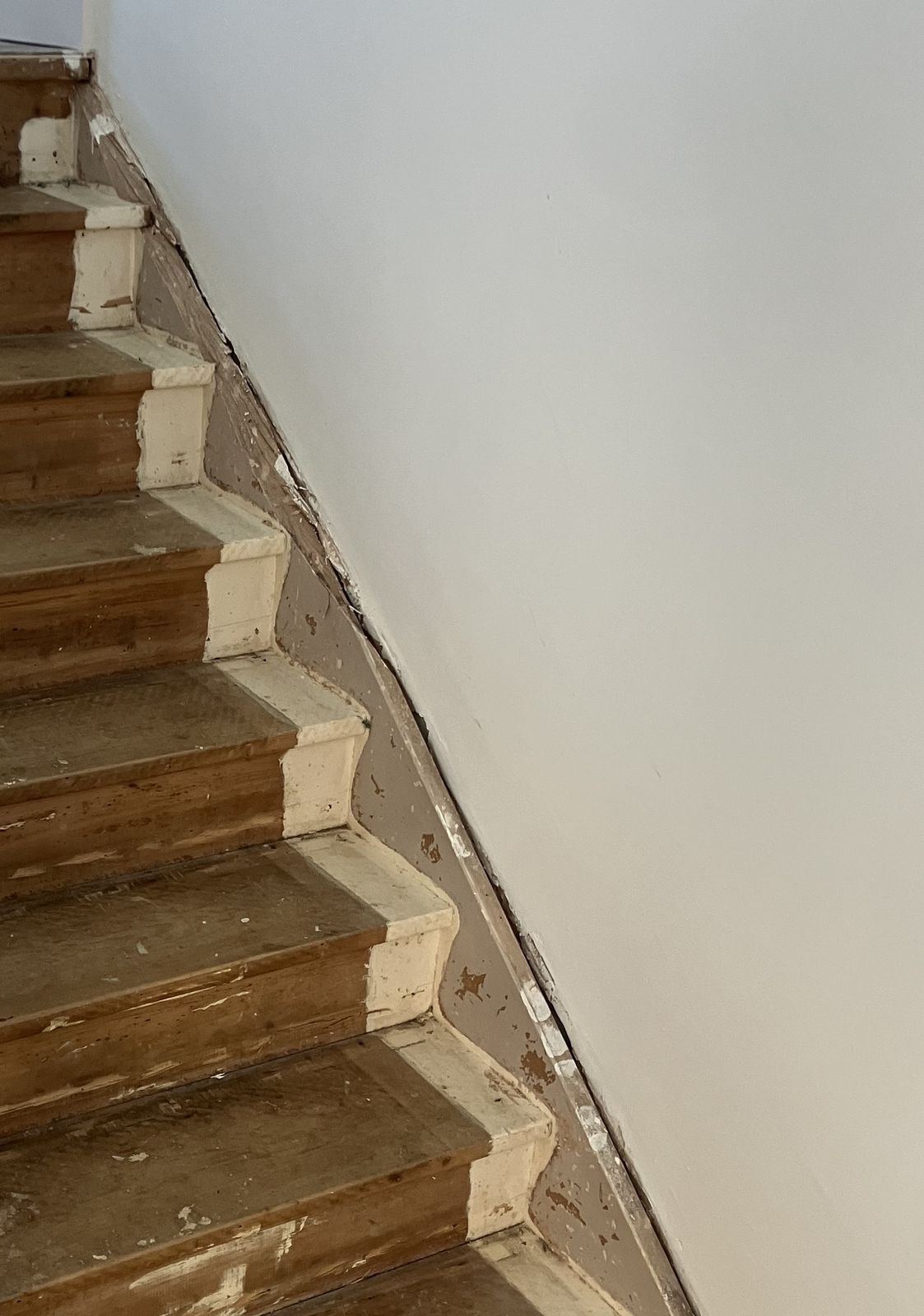 Repair of a Damaged Stair Edge — gallery photo