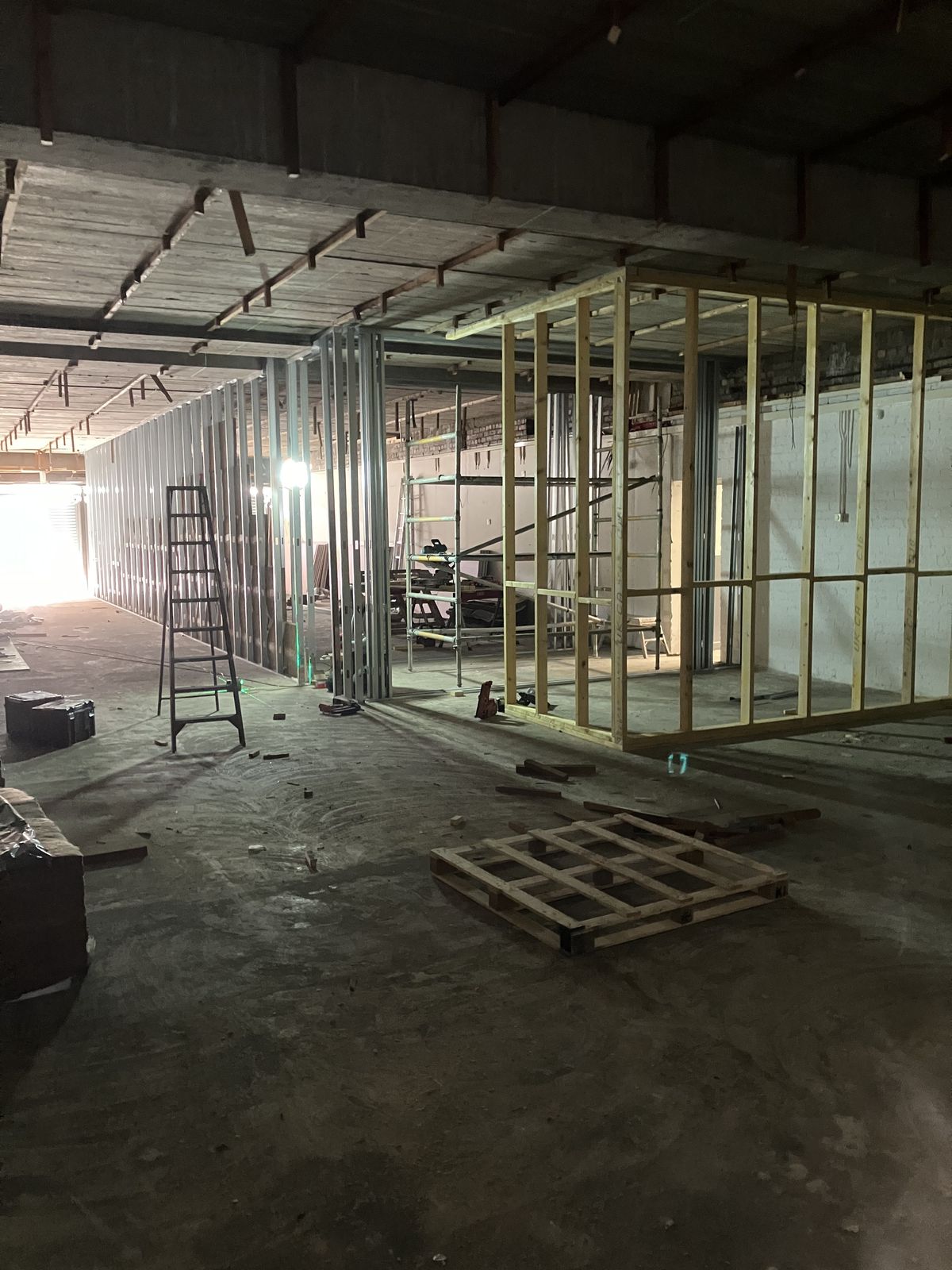 Shop Unit Fit-Out with a Fire Wall — gallery photo