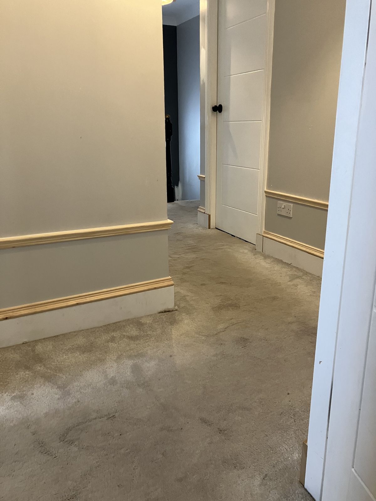 Skirting and Dado Rail on a Landing — gallery photo